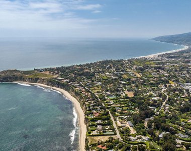 28925 Cliffside Drive - Photo Thumbnail 56