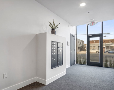 10035 S Western Avenue - Photo Thumbnail 12