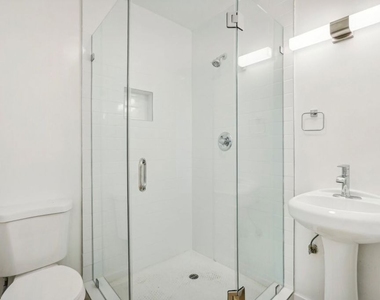 9000 Clifton Way - Photo Thumbnail 16