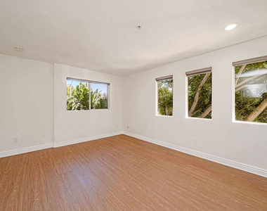 2311 Schader Drive - Photo Thumbnail 23