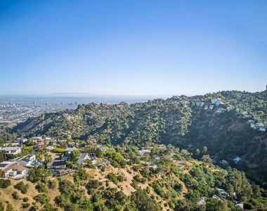 2411 Mount Olympus Drive - Photo Thumbnail 69