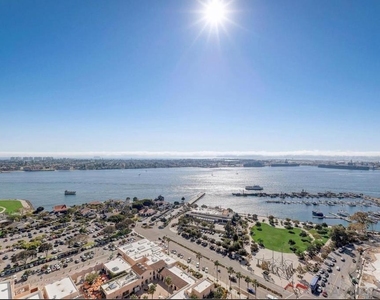 700 W Harbor Dr - Photo Thumbnail 64