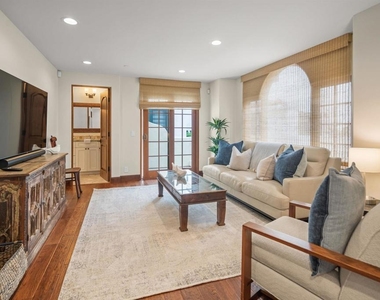 937 F Ave - Photo Thumbnail 16