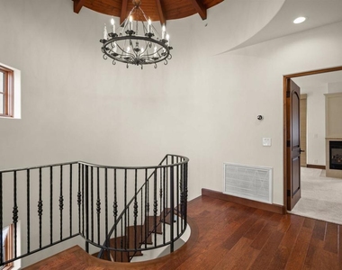 937 F Ave - Photo Thumbnail 21