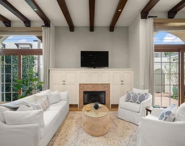 937 F Ave - Photo Thumbnail 7