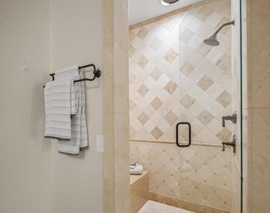 937 F Ave - Photo Thumbnail 26