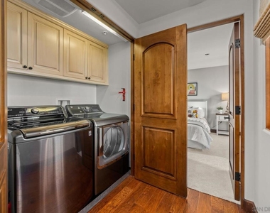 937 F Ave - Photo Thumbnail 31
