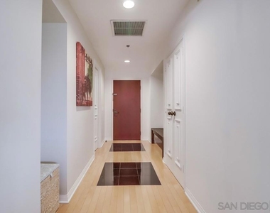 100 Harbor Drive - Photo Thumbnail 5