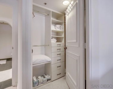100 Harbor Drive - Photo Thumbnail 27