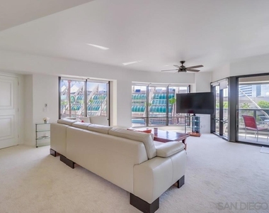 100 Harbor Drive - Photo Thumbnail 6