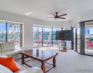 100 Harbor Drive - Photo Thumbnail 7