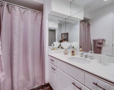 100 Harbor Drive - Photo Thumbnail 33