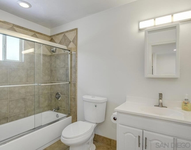 4618 Marlborough Dr. (1/2) - Photo Thumbnail 15