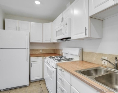 4618 Marlborough Dr. (1/2) - Photo Thumbnail 11
