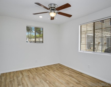 4618 Marlborough Dr. (1/2) - Photo Thumbnail 12