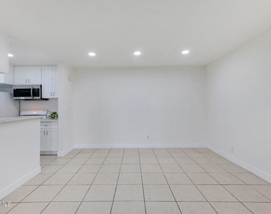 5700 Etiwanda Avenue - Photo Thumbnail 10