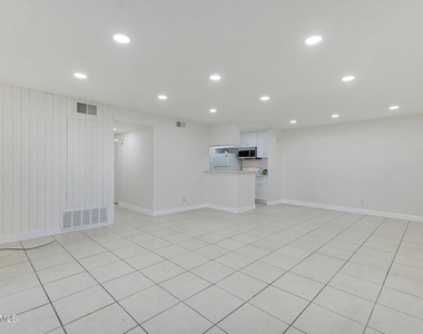 5700 Etiwanda Avenue - Photo Thumbnail 12