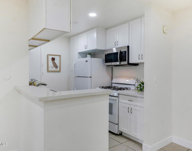 5700 Etiwanda Avenue - Photo Thumbnail 6