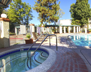 5700 Etiwanda Avenue - Photo Thumbnail 37