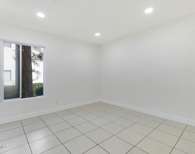 5700 Etiwanda Avenue - Photo Thumbnail 22