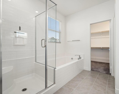 76305 Columbia Drive - Photo Thumbnail 14