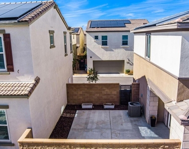76305 Columbia Drive - Photo Thumbnail 20
