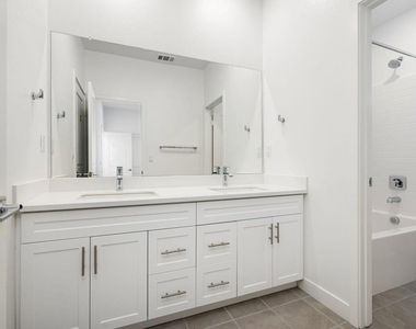 76305 Columbia Drive - Photo Thumbnail 19