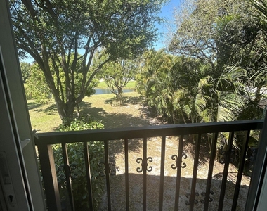 12768 Westhampton Circle - Photo Thumbnail 17