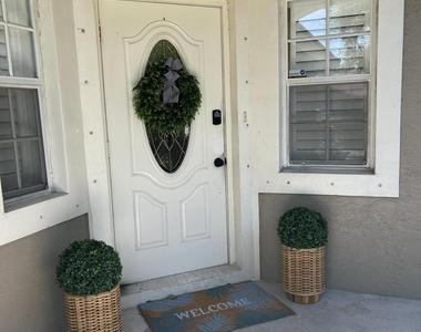 12768 Westhampton Circle - Photo Thumbnail 35