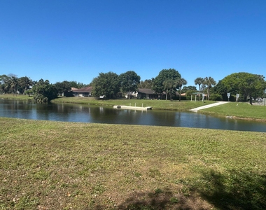 12768 Westhampton Circle - Photo Thumbnail 25