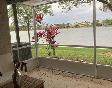 10667 Lake Shore Drive - Photo Thumbnail 16