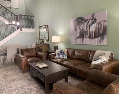10667 Lake Shore Drive - Photo Thumbnail 3