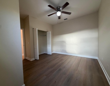9491 Sw Merlin Court - Photo Thumbnail 18