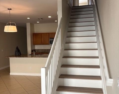 9491 Sw Merlin Court - Photo Thumbnail 38