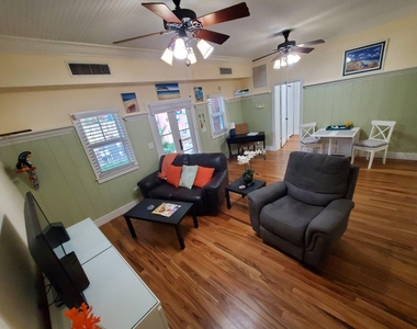 226 Ne 1st Avenue - Photo Thumbnail 6