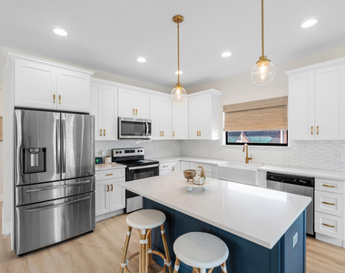 7606 S Olive Avenue - Photo Thumbnail 7