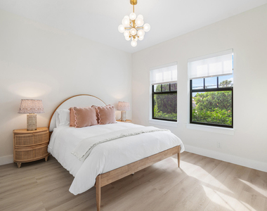 7606 S Olive Avenue - Photo Thumbnail 22