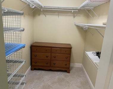 705 Lori Drive - Photo Thumbnail 25