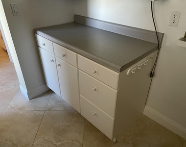 705 Lori Drive - Photo Thumbnail 34