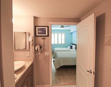 11018 Legacy Drive - Photo Thumbnail 13