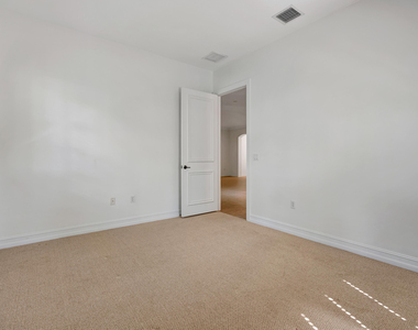 359 Chambord Terrace - Photo Thumbnail 46