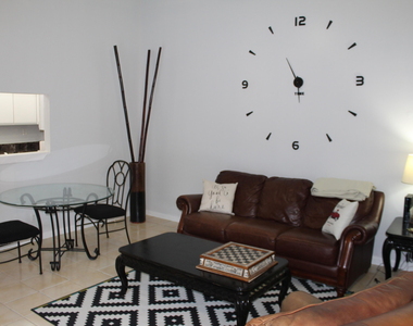 1509 Hawthorne Place - Photo Thumbnail 2