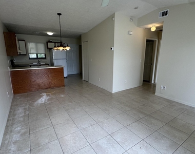 5045 Se Primrose Way - Photo Thumbnail 1
