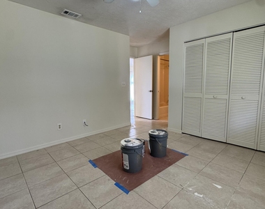 5045 Se Primrose Way - Photo Thumbnail 5