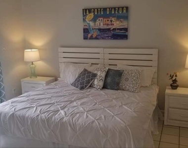 1511 Hawthorne Place - Photo Thumbnail 3