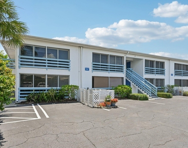 11000 S Ocean Drive - Photo Thumbnail 5