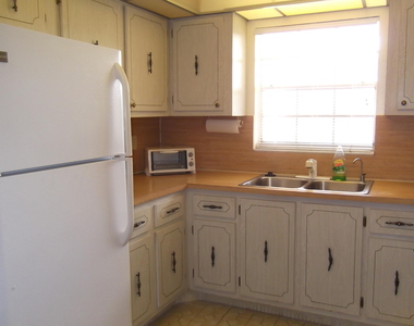 4510 Nw 2nd Street - Photo Thumbnail 7