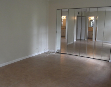 4510 Nw 2nd Street - Photo Thumbnail 9