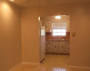 4510 Nw 2nd Street - Photo Thumbnail 6