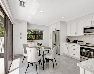 355 Prestwick Circle - Photo Thumbnail 18